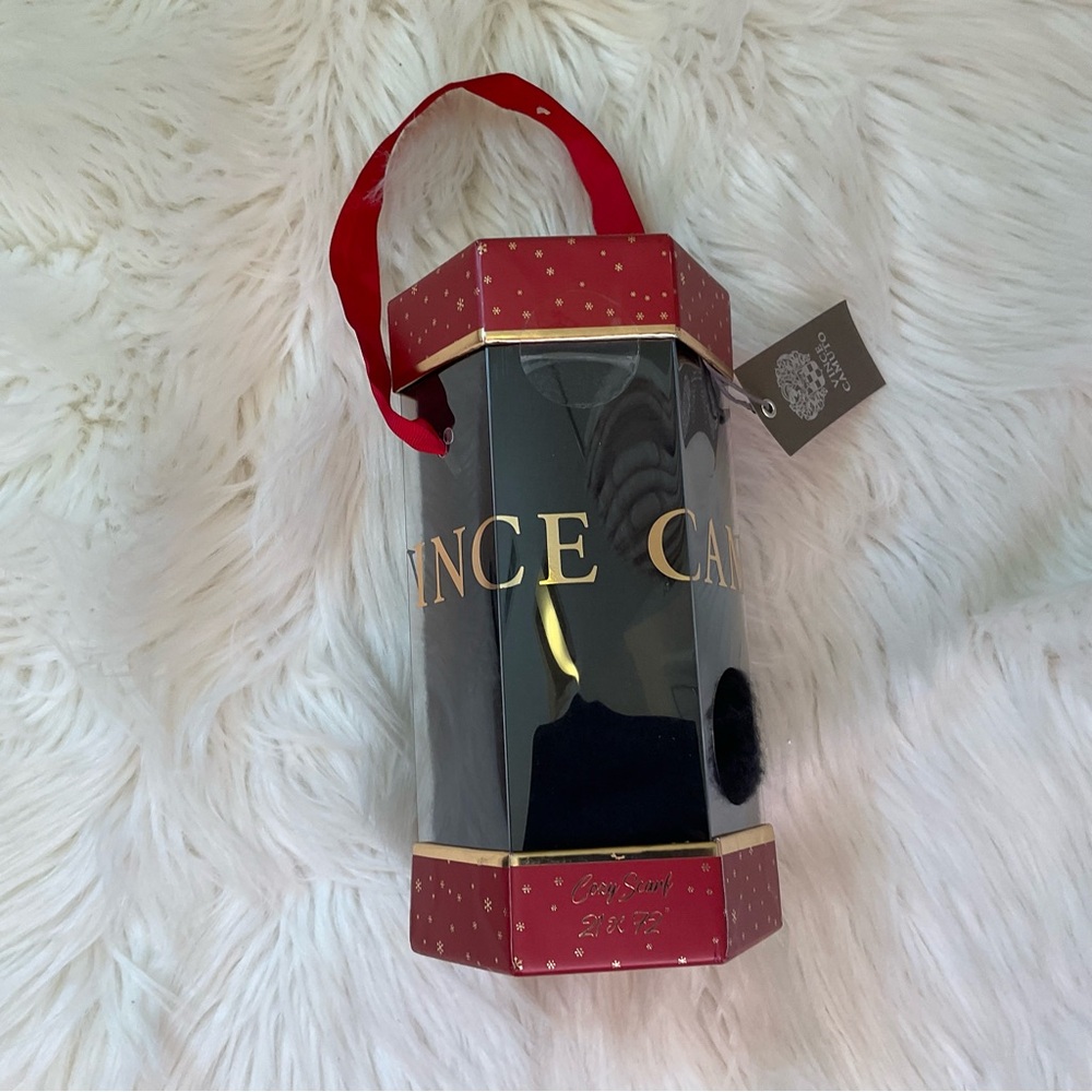 Vince Camuto Cozy Scarf - New in Box - NWT - Black - Picture 3 of 7